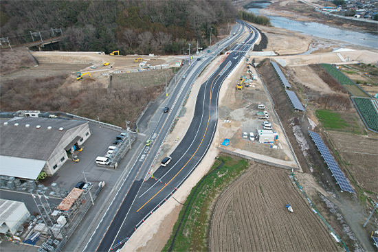 写真:令和5年度公共河川工事(取付道路工)