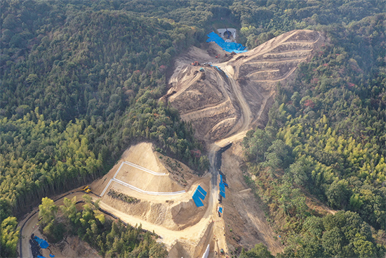 写真:令和5年度玉島笠岡道路浜中地区第二伐採作業