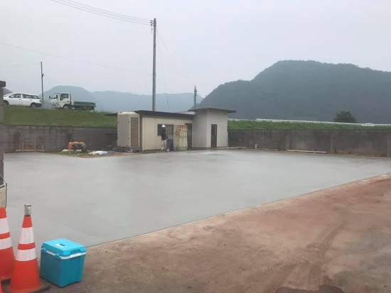 写真:(株)コスモ農産ウエスト総社工場土間コンクリート打設工事(完成)